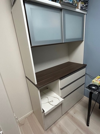 【取引中】食器棚　幅120 高180 奥49