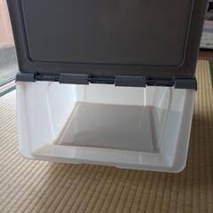 収納ボックスの画像