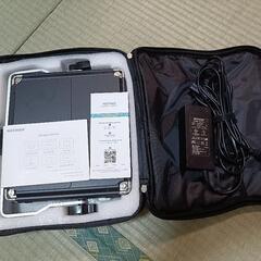NEEWER LEDライト ケース付きの画像