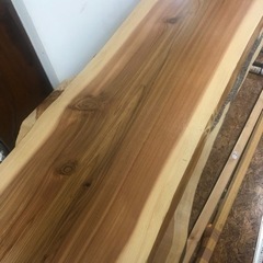 新品 一枚板テーブル天板 ウレタン塗装仕上げ の画像