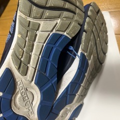 UNDER ARMOUR アンダーアーマー  スニーカー 靴の画像