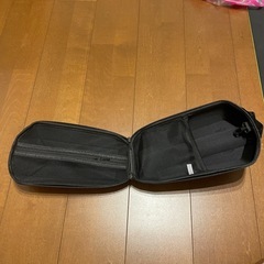 ブラックメッシュポケット付きケースの画像