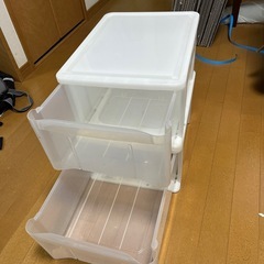 衣装ケース