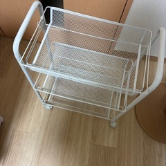 キャスター付きカゴの画像
