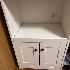 食器棚の画像