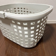 洗濯カゴの画像