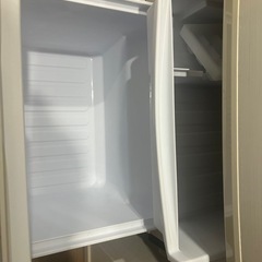 SHARP 冷蔵庫の画像