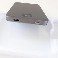 5000mAh 超薄型 2台同時 充電器 コンパクト グレー 軽量 優先 無線の画像