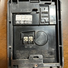 アイホン　インターフォン　取り付け金具付きの画像