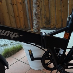 折りたたみ自転車の画像