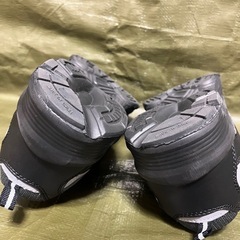 スニーカー　シューズ　ジム用の画像