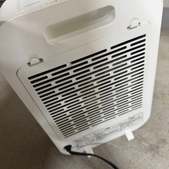 セラミックファンヒーターの画像