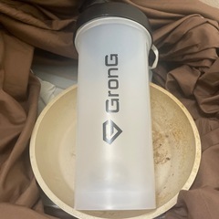 【一人暮らしに】食器,ジョッキ,プロテインシェイカー,フライパン,コップ等々の画像