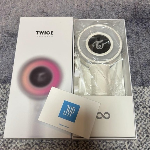 TWICE CD、ペンライト、ライブDVD まとめ売り TWICE CD、ペンライト、ライブDVD まとめ売り CD