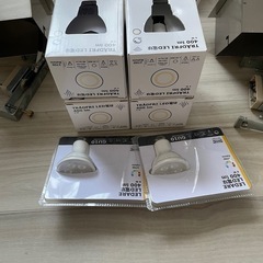 IKEA シーリングライト 2つ　予備電球付き　の画像