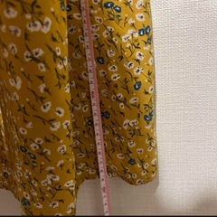 花柄シャツワンピース マスタード　ゴム調節付き　フリー　春夏ワンピース　美品の画像