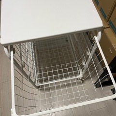 ホワイトラックの画像