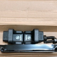 チャイルドシート　ISOFIX 後付け　金具の画像