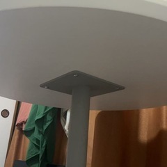 カフェテーブルの画像