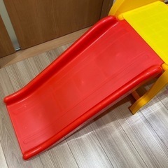 アンパンマン滑り台の画像