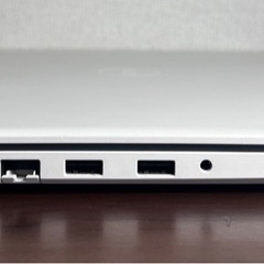 DELL Inspiron 3501 ノートPC ホワイト 15.6型
の画像