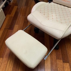 ゲーミングチェアの画像