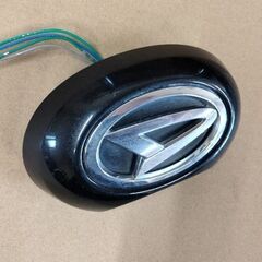DAIHATSU ダイハツ バックドア D エンブレム 純正品番 75431-B2060 バックカメラカバー タント エグゼ ミラ ココア ムーヴ ムーヴ コンテ の画像