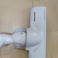 東芝　サイクロン掃除機の画像