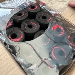 残り８箱‼️数の多い人早く取引してくださる人を最優先します！格安！ 炭 MARU OF-FU30P 30個入り/箱　バーベキュー ソロ キャンプ 一人焼肉 BBQの画像
