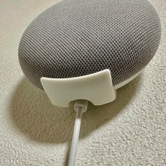 Google Nest Mini 専用 壁掛け ホルダーの画像