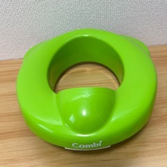 コンビ スタンド型補助便座の画像