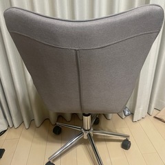 オフィスチェア　椅子の画像