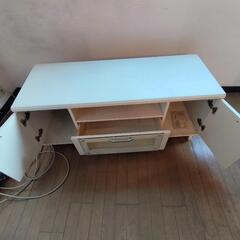 テレビ台の画像