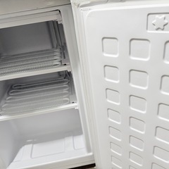 8/14引き取り可能な方に7000円にします【完売商品】レトロデザイン家電シリーズ　冷蔵庫の画像
