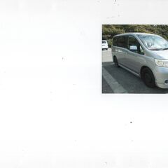 ニッサンセレナ17年中古車の画像