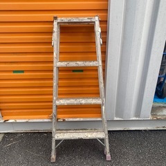 脚立　無料の画像