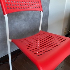 IKEA ダイニングチェア　🟥　赤　かわいい4脚の画像