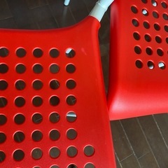 IKEA ダイニングチェア　🟥　赤　かわいい4脚の画像