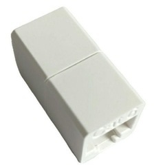 新品Cat 6 LAN ケーブルコネクタ ホワイト コネクタケーブル中継コネクタの画像