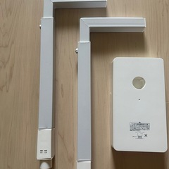 家具転倒防止器具 の画像