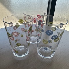 プラ　コップ　3個セットの画像