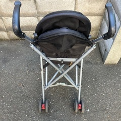 ベビーカーの画像