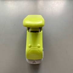 針を使わないホッチキス　2個セットの画像