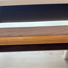 引き出し付きのローテーブルの画像
