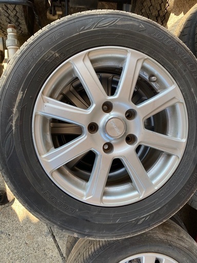 受け渡し決まり　
195/65R15アルミタイヤ