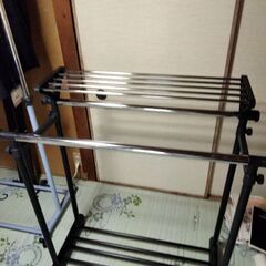 ★お値下げ!【美品!】ブティックハンガー(2段､小物用パイプ棚付き)の画像