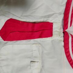 訳あり川越白ゆり幼稚園の夏服上着の画像