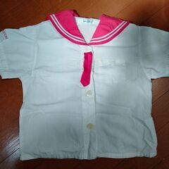 訳あり川越白ゆり幼稚園の夏服上着の画像