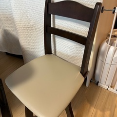 ダイニングテーブル+イス2脚セットの画像
