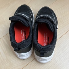 瞬足　防水スニーカーの画像
